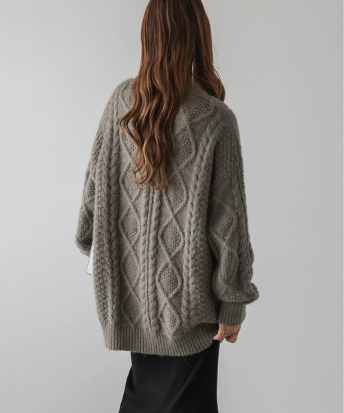 AMELY（エミリー）の「ケーブル編みニットプルオーバー（ニット