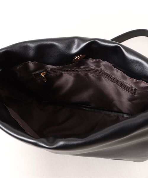 florist（フローリスト）の「軽量 レザーライクギャザーミニショルダーバッグ（ショルダーバッグ・レディース・ブラック/ライトイエロー/ライトブラウン/シルバー/ホワイト・FREE）」の17枚目の写真