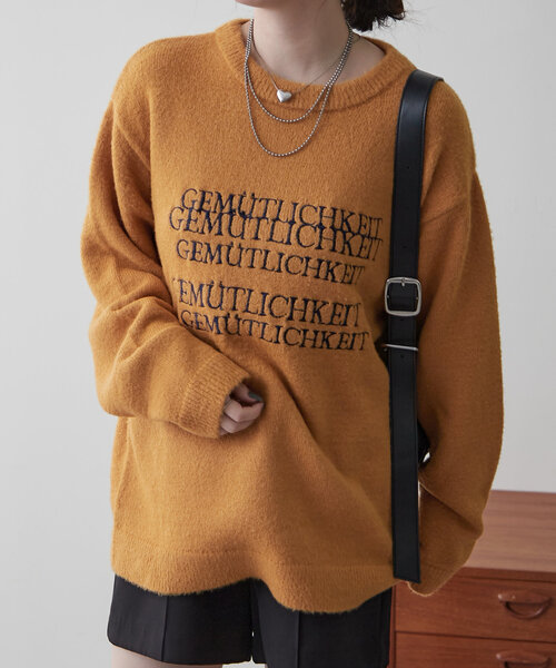 NUNIFE(ユニフィー)の「【UNISEX】《さやべびコラボ》フェザーモールロゴプルオーバー(ニット/セーター・レディース・マスタード/グリーン/ネイビー/ライトグレー・FREE)」の13枚目の写真