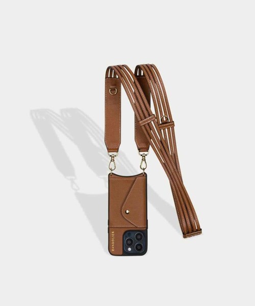 BANDOLIER（バンドリヤー）の「BANDOLIER / SADIE SIDE SLOT iPhone 15 ケース（その他小物・レディース・ライトブラウン・FREE）」の2枚目の写真