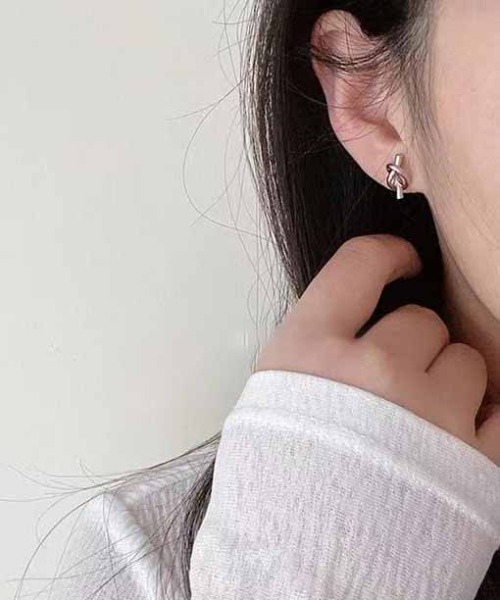 Open Heart ドロップピアス セール】【金属アレルギー対応】ドロップピアス/ハートピアス