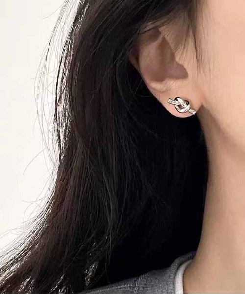 Open Heart ドロップピアス セール】【金属アレルギー対応】ドロップピアス/ハートピアス