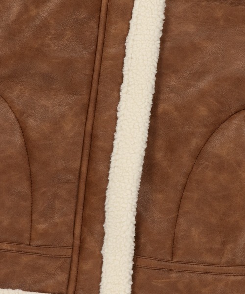SPINNS（スピンズ）の「美シルエット 裏ボア合皮ムートンジャケット（ムートンコート・レディース・ブラウン/ブラック・ONESIZE）」の11枚目の写真