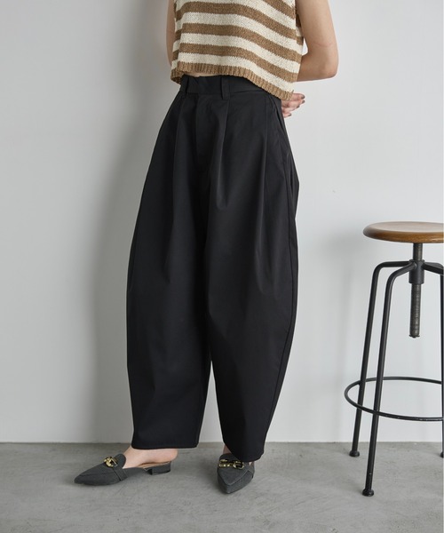 ツイルタックコクーンバレルパンツ（チノパンツ）｜THE YOn