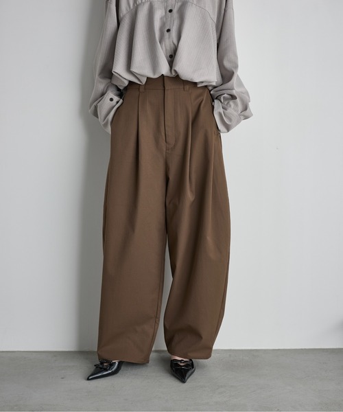Nala コクーンチノパンツ　S 新品】nala コクーンチノパンツ cocoon chino pants S