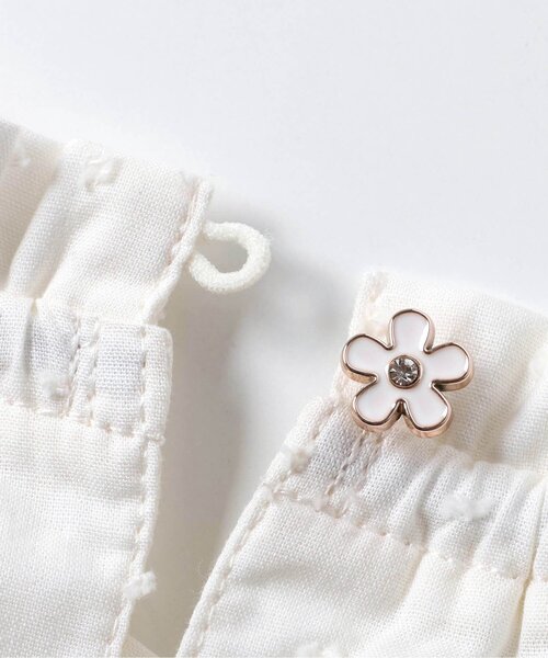 BREEZE(ブリーズ)の「【フォーマル対応】ピンタックブラウス(シャツ/ブラウス・キッズ・オフホワイト・130/120/110/100/90)」の6枚目の写真