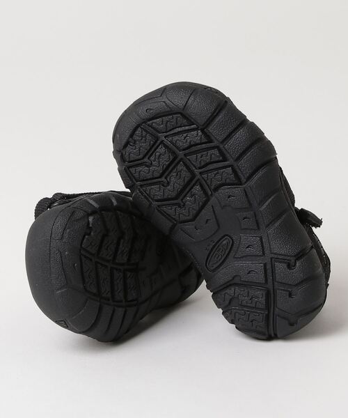 KEEN(キーン)の「SEACAMP II CNX / シーキャンプ ツー シーエヌエックス / キッズ サンダル(サンダル・キッズ・ブラック・11.5cm/12.5cm/13.5cm/14.5cm)」の3枚目の写真