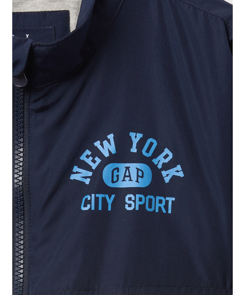 GAP（ギャップ）の「NYC GAPロゴ ウィンドブレーカー (幼児・ベビー)（ナイロンジャケット・キッズ・ネイビー/ベージュ・90cm/95cm/100cm/105cm/110cm/80ｃｍ）」の5枚目の写真