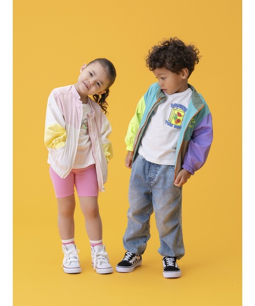 GAP（ギャップ）の「NYC GAPロゴ ウィンドブレーカー (幼児・ベビー)（ナイロンジャケット・キッズ・ネイビー/ベージュ・90cm/95cm/100cm/105cm/110cm/80ｃｍ）」の9枚目の写真