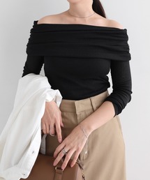 タイトトップス オフショルダートップス」に該当するTシャツ