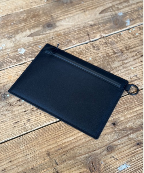 THE NORTH FACE(ザノースフェイス)の「【THE NORTH FACE】Ramble Tablet Case ランブルタブレットケース(PC・タブレットケース・メンズ・ブラック・ONE SIZE)」の4枚目の写真