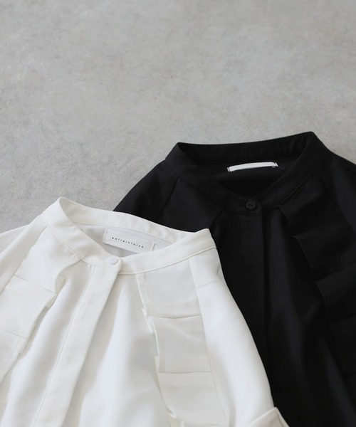 antiqua(アンティカ)の「フリルデザインシャツ(シャツ/ブラウス・レディース・ブラック/ホワイト・ONESIZE)」の9枚目の写真