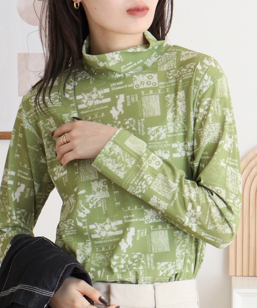 BRODIAEA(ブローディア)の「BRODIAEA ハイネックパワーネットトップス 転写プリント(Tシャツ/カットソー・レディース・ダークネイビー/ブルー/ライム・40)」の2枚目の写真