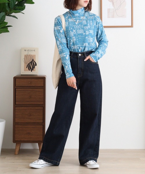 BRODIAEA(ブローディア)の「BRODIAEA ハイネックパワーネットトップス 転写プリント(Tシャツ/カットソー・レディース・ダークネイビー/ブルー/ライム・40)」の11枚目の写真