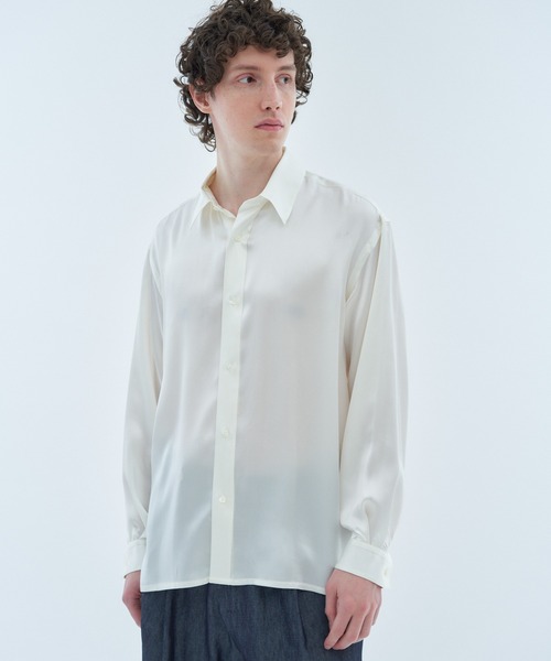 COLUMN(コラム)の「COLUMN / シルクサテン シャツ<THE COLUMN>(シャツ/ブラウス・メンズ・オフホワイト/ネイビー・MEDIUM/LARGE)」の2枚目の写真