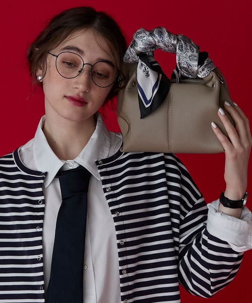 BONLECILL Marche(ボンルシールマルシェ)の「【BONLECILL Marche】2wayタックデザインワンハンドルバッグ/ショルダーバッグ(ハンドバッグ・レディース・ブラック/グレイッシュベージュ/キャメル・FREE)」の3枚目の写真