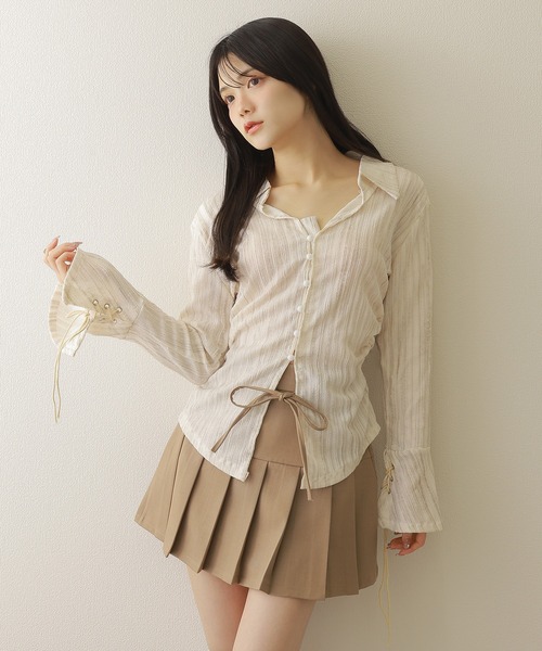 M DOLLY（エムドリー）の「stripe flare shirt tops/ストライプフレアシャツトップス（シャツ/ブラウス・レディース・アイボリー/ブラック・S/M）」の2枚目の写真