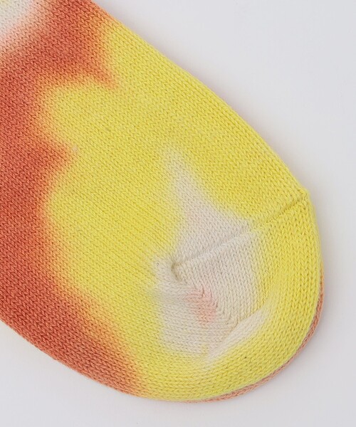 SHIPS（シップス）の「ANONYMOUS: タイダイ クルー ソックス（ソックス/靴下・メンズ・ダークグレー/オレンジ/パープル・ONE SIZE）」の4枚目の写真