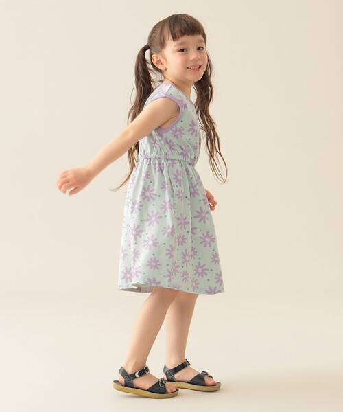 BEAMS mini（ビームスミニ）の「フラワー柄 ノースリーブ ワンピース 2025SS（90～150cm）（ワンピース・キッズ・ピンク/サックスブルー・90/100/110/120/130/140/150）」の5枚目の写真