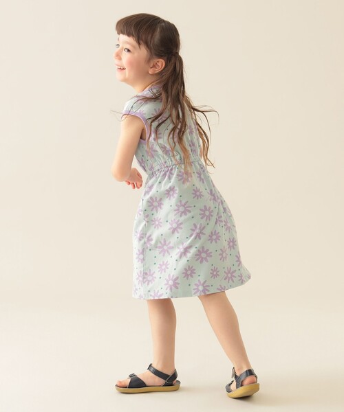 BEAMS mini（ビームスミニ）の「フラワー柄 ノースリーブ ワンピース 2025SS（90～150cm）（ワンピース・キッズ・ピンク/サックスブルー・90/100/110/120/130/140/150）」の6枚目の写真