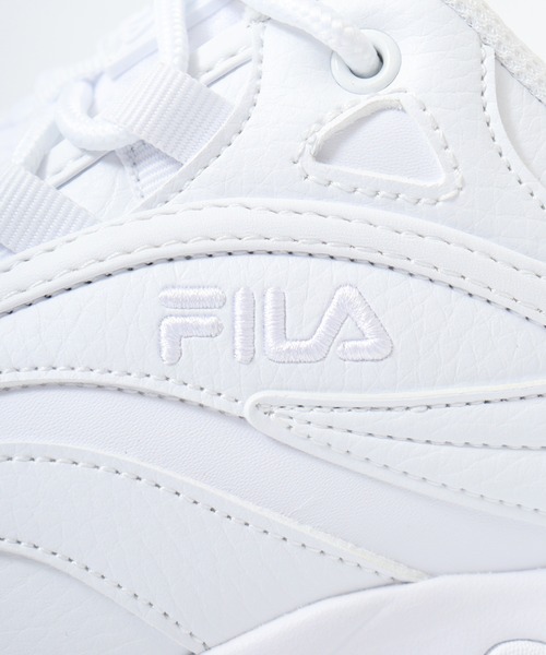 FILA(フィラ)の「FILA PROMENADE /プロムナード 厚底スニーカー(スニーカー・レディース・ブラック/ホワイト・26/25/24.5/24/23.5/27/23)」の15枚目の写真
