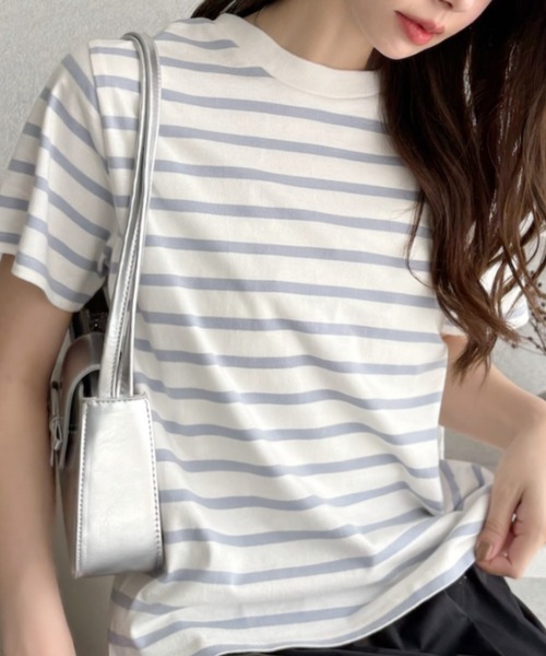 TREOVER(トレオーバー)の「カラバリ豊富♪ ベーシック クルーネックTシャツ(Tシャツ/カットソー・レディース・ホワイト×ブラック/ホワイト×グリーン/ホワイト×ブルー/ブラック/オフホワイト/ナチュラル/ブルー/チャコール/レッド・FREE)」の4枚目の写真