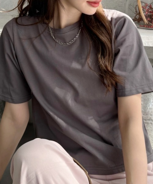TREOVER(トレオーバー)の「カラバリ豊富♪ ベーシック クルーネックTシャツ(Tシャツ/カットソー・レディース・ホワイト×ブラック/ホワイト×グリーン/ホワイト×ブルー/ブラック/オフホワイト/ナチュラル/ブルー/チャコール/レッド・FREE)」の6枚目の写真