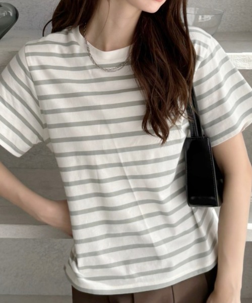 TREOVER(トレオーバー)の「カラバリ豊富♪ ベーシック クルーネックTシャツ(Tシャツ/カットソー・レディース・ホワイト×ブラック/ホワイト×グリーン/ホワイト×ブルー/ブラック/オフホワイト/ナチュラル/ブルー/チャコール/レッド・FREE)」の22枚目の写真