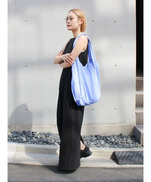 Ungrid（アングリッド）の「タックデザインラウンドバッグ（ハンドバッグ・レディース・ブラック/その他1/アイボリー・FREE）」の10枚目の写真