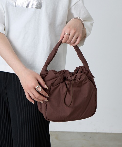 COLONY 2139（コロニートゥーワンスリーナイン）の「ナイロンドロスト