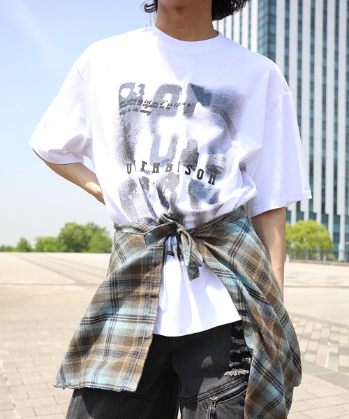 HOOK(フック)の「ミステリアスレタープリントTシャツ (SS)(Tシャツ/カットソー・メンズ・ホワイト系その他/ブラック系その他/レッド系その他/ホワイト系その他2/ホワイト系その他3/ホワイト系その他4/ホワイト系その他5/ブラック系その他2/ブラック系その他3/ブラック系その他4/ブラック系その他5/レッド系その他2/レッド系その他3・MEDIUM/LARGE)」の5枚目の写真