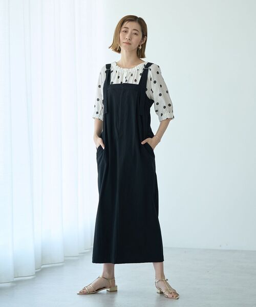 YECCA VECCA（イェッカヴェッカ）の「ドライタッチサロペットスカート（サロペット/オーバーオール・レディース・モカ/ブラック・FREE）」の6枚目の写真