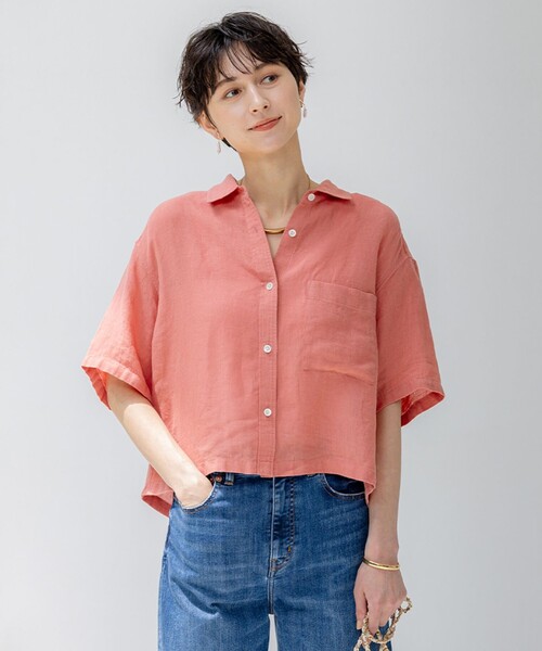 23区 S(ニジュウサンクチイサイサイズ)の「【Oggi7月号掲載/洗える】LIBECOリネン クロップド デザイン シャツ(シャツ/ブラウス・レディース・ホワイト系/オールドローズ系/スカイブルー系/ふじ色系/ダークグリーン系/ダークブラウン系・32)」の6枚目の写真