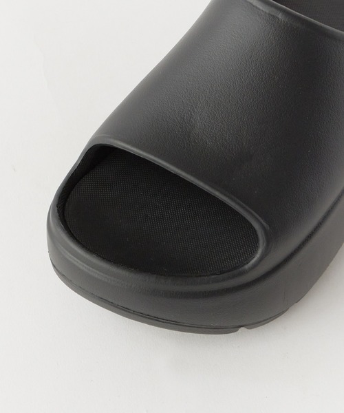 Chick(チック)の「Rubber thick-soled sandals / 厚底サンダル(サンダル・レディース・ブラック/ベージュ/ホワイト・24-24.5/23-23.5)」の12枚目の写真
