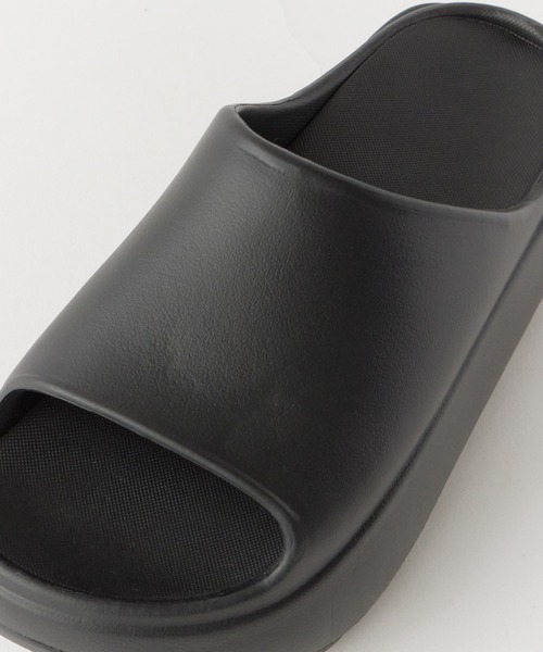 Chick(チック)の「Rubber thick-soled sandals / 厚底サンダル(サンダル・レディース・ブラック/ベージュ/ホワイト・24-24.5/23-23.5)」の13枚目の写真