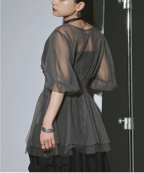 Ezick(エジック)の「Tulle layered ボリューム袖プルオーバー(その他トップス・レディース・ブラック/ワインレッド/グレー・FREE)」の18枚目の写真