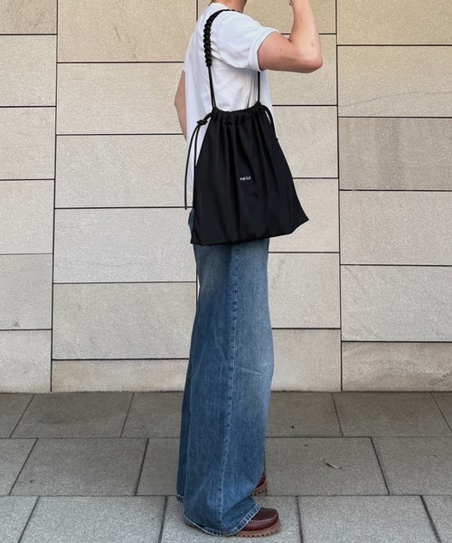 THE CLE ブラックショルダーバッグ ザクレ セール】FLEX NYLON PURSE（ショルダーバッグ）｜THE CLE