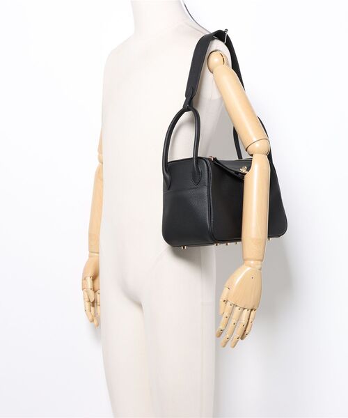 NiiNa(ニーナ)の「【 NiiNa / ニーナ 】高品質牛革2wayスクエアショルダーキャットバッグ(ショルダーバッグ・レディース・グレイッシュベージュ/ブラック/ブルー/ダークブラウン/ブラウン/ホワイト・FREE)」の21枚目の写真