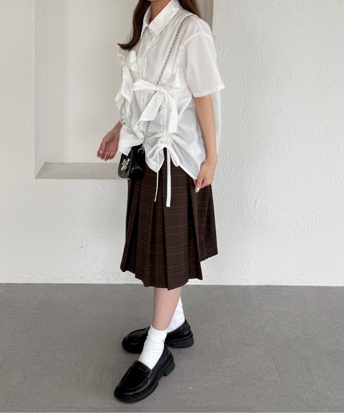 kutir（クティール）の「半袖アソートドロストリボンシャツ（シャツ/ブラウス・レディース・ボルドー/ベージュ/ライトブルー/オフホワイト/チャコールグレー・FREE）」の16枚目の写真