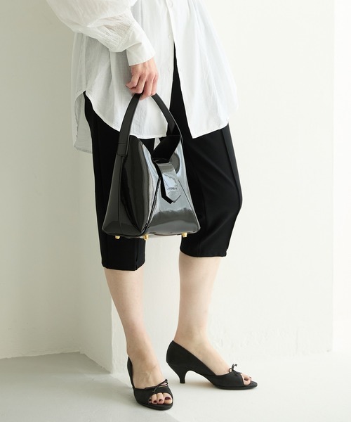 HASHIBAMI（ハシバミ）の「【HASHIBAMI】フェズ エナメル ワンハンドルバッグ（ハンドバッグ・レディース・ブラック/ダークブラウン・FREE）」の6枚目の写真