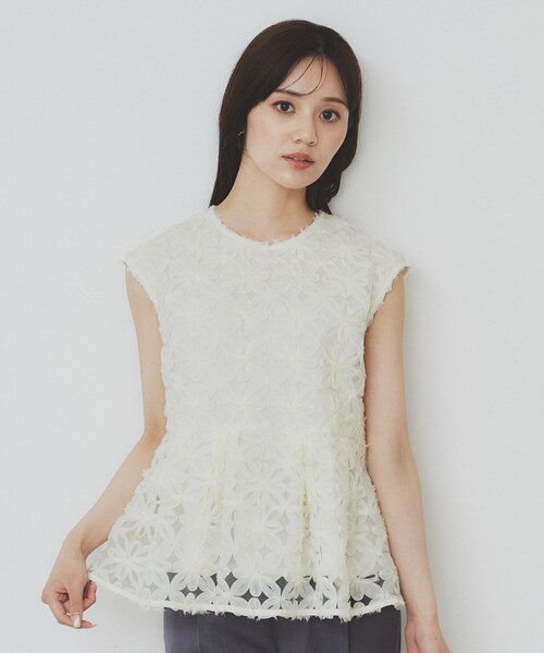 ラム❗FACTORY900FA093COL435&FA206COL001 セール】フラワーチュール刺繍ペプラムブラウス【洗える