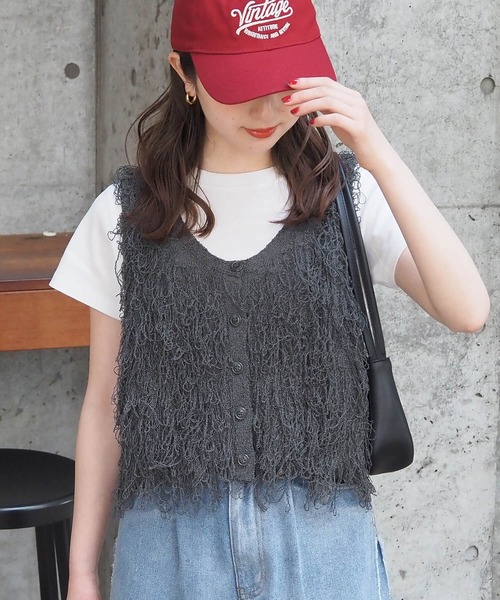 tiptop(ティップトップ)の「ループフリンジ2wayベスト(ベスト・レディース・アイボリー/チャコールグレー/ブラウン/レッド・FREE)」の2枚目の写真