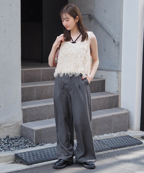 tiptop(ティップトップ)の「ループフリンジ2wayベスト(ベスト・レディース・アイボリー/チャコールグレー/ブラウン/レッド・FREE)」の8枚目の写真