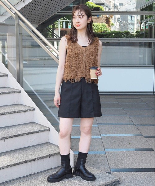 tiptop(ティップトップ)の「ループフリンジ2wayベスト(ベスト・レディース・アイボリー/チャコールグレー/ブラウン/レッド・FREE)」の18枚目の写真