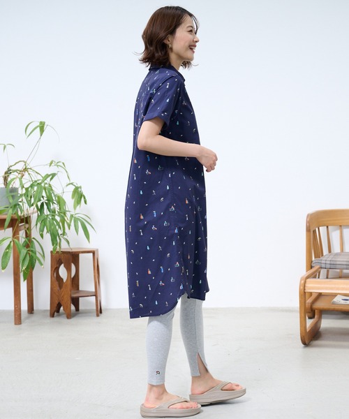 Arnold Palmer（アーノルドパーマー）の「アート総柄 ワンピース（ワンピース・レディース・ネイビー/ベージュ・L/S/M）」の8枚目の写真