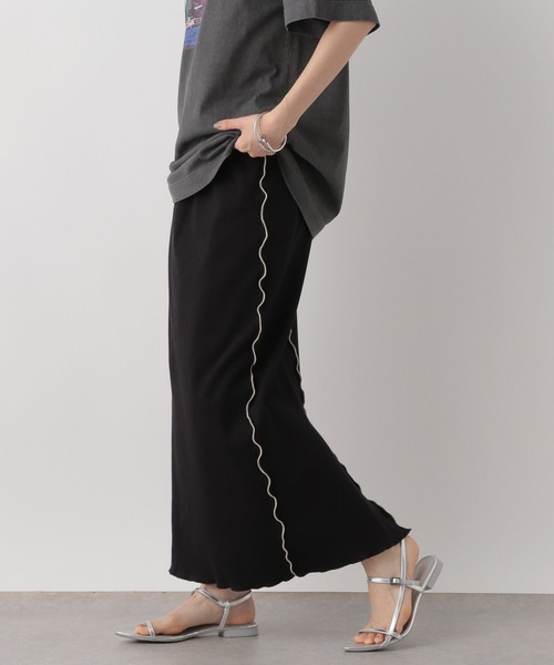 LOWRYS FARM（ローリーズファーム）の「カットメロータイトスカート 571510（スカート・レディース・アイボリー/グリーン/ブラック/グレー・FREE）」の6枚目の写真