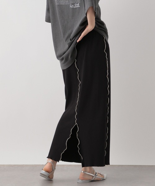 LOWRYS FARM（ローリーズファーム）の「カットメロータイトスカート 571510（スカート・レディース・アイボリー/グリーン/ブラック/グレー・FREE）」の7枚目の写真