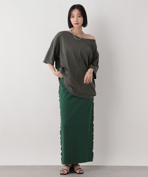 LOWRYS FARM（ローリーズファーム）の「カットメロータイトスカート 571510（スカート・レディース・アイボリー/グリーン/ブラック/グレー・FREE）」の9枚目の写真