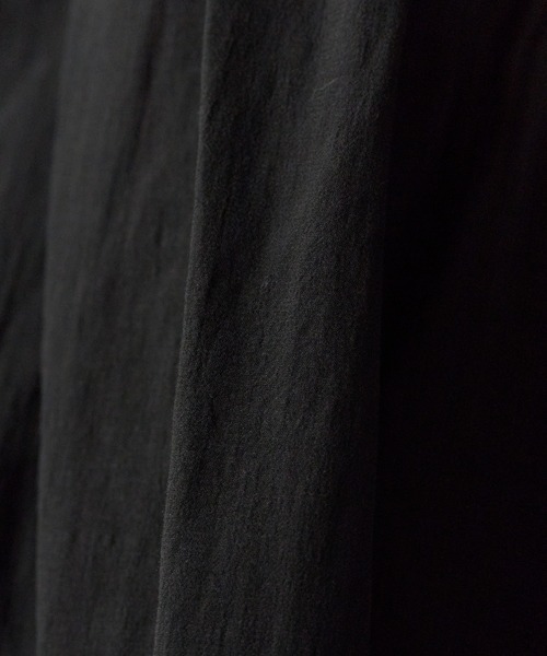 c/est(シーエ)の「c/est/シーエ JORRIE ブラウス 秋物 秋服 2026年秋冬(シャツ/ブラウス・レディース・ブラック/オフホワイト・FREE)」の22枚目の写真