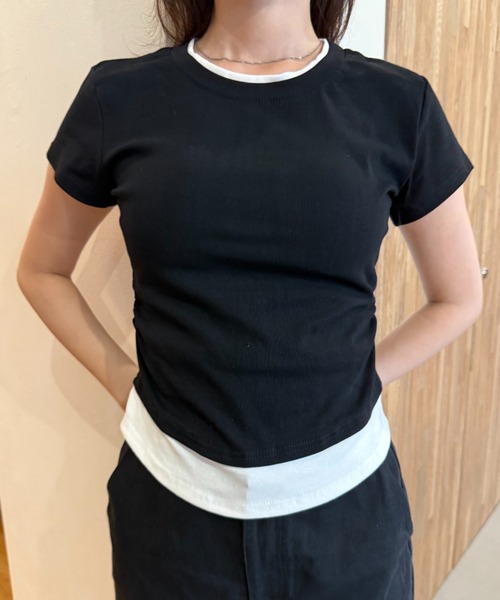 Geeong(ジーオン)の「【ZOZO限定】バイカラー レイヤード Tシャツ 半袖トップス(Tシャツ/カットソー・レディース・ライトブルー/ブラック/グレー・FREE)」の1枚目の写真